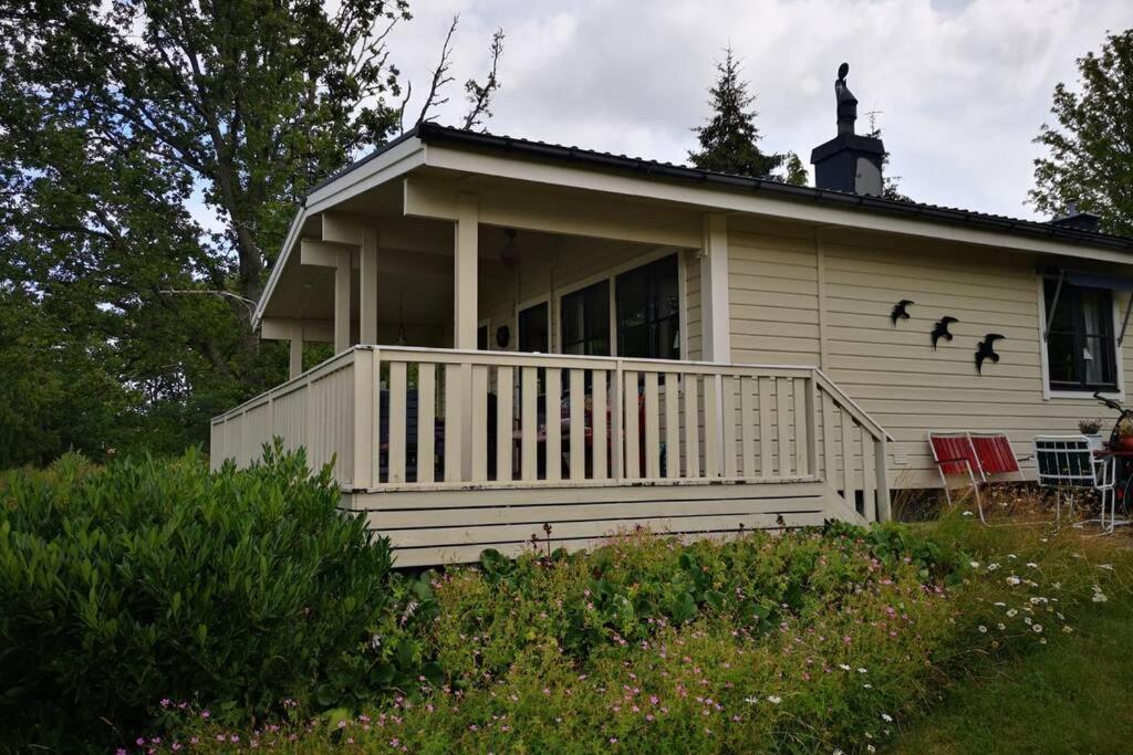 Ferienhaus Smultronsstaelle Hjo, Vaettern Dış mekan fotoğraf