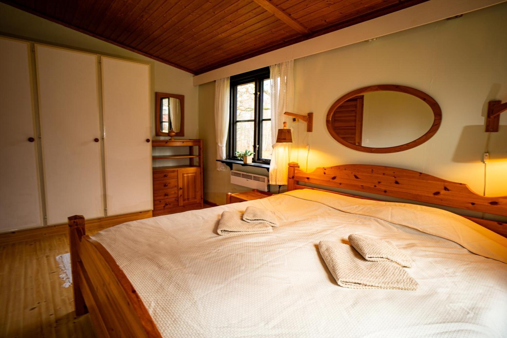 Ferienhaus Smultronsstaelle Hjo, Vaettern Dış mekan fotoğraf